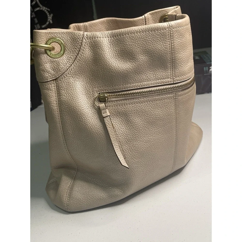 COACH 18889 PENELOPE Champagne Pearl Gold Pebbled Hobo Slouch 2011 FREE SHIPPING